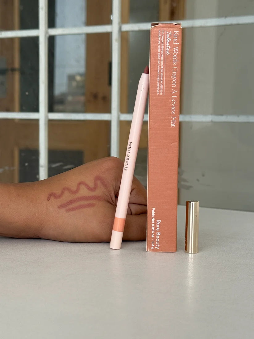 RARE BEAUTY Kind Words Matte Lip Liner