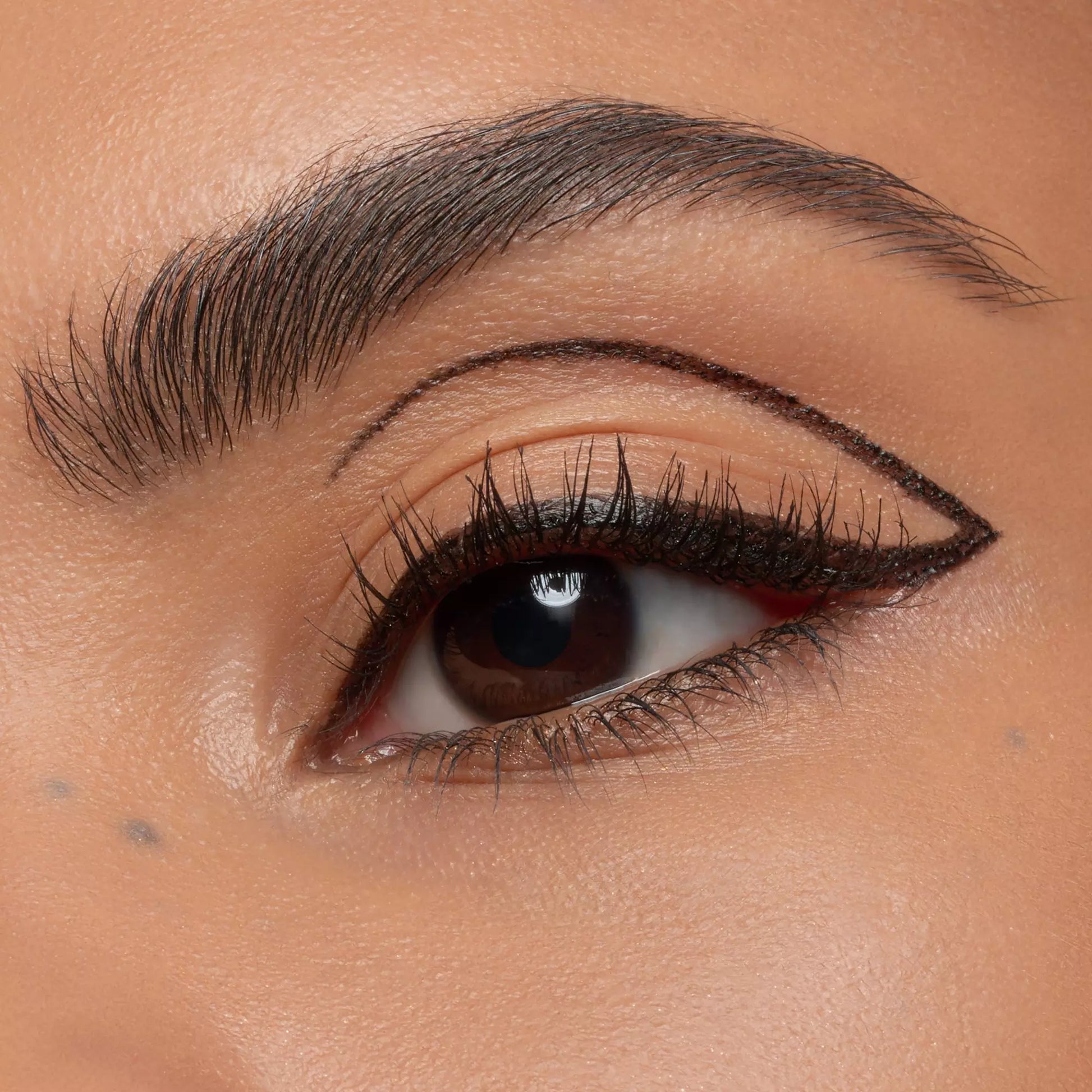 Essence Eyeliner Pen Extra Long lasting 24h