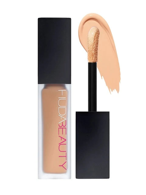 Huda Beauty FauxFilter Luminous Matte Concealer